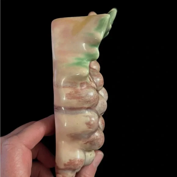 Vintage Grape Cluster Wall Pocket 3D Ceramic Grape Bunch With Leaves Grandma - Picture 6 of 7